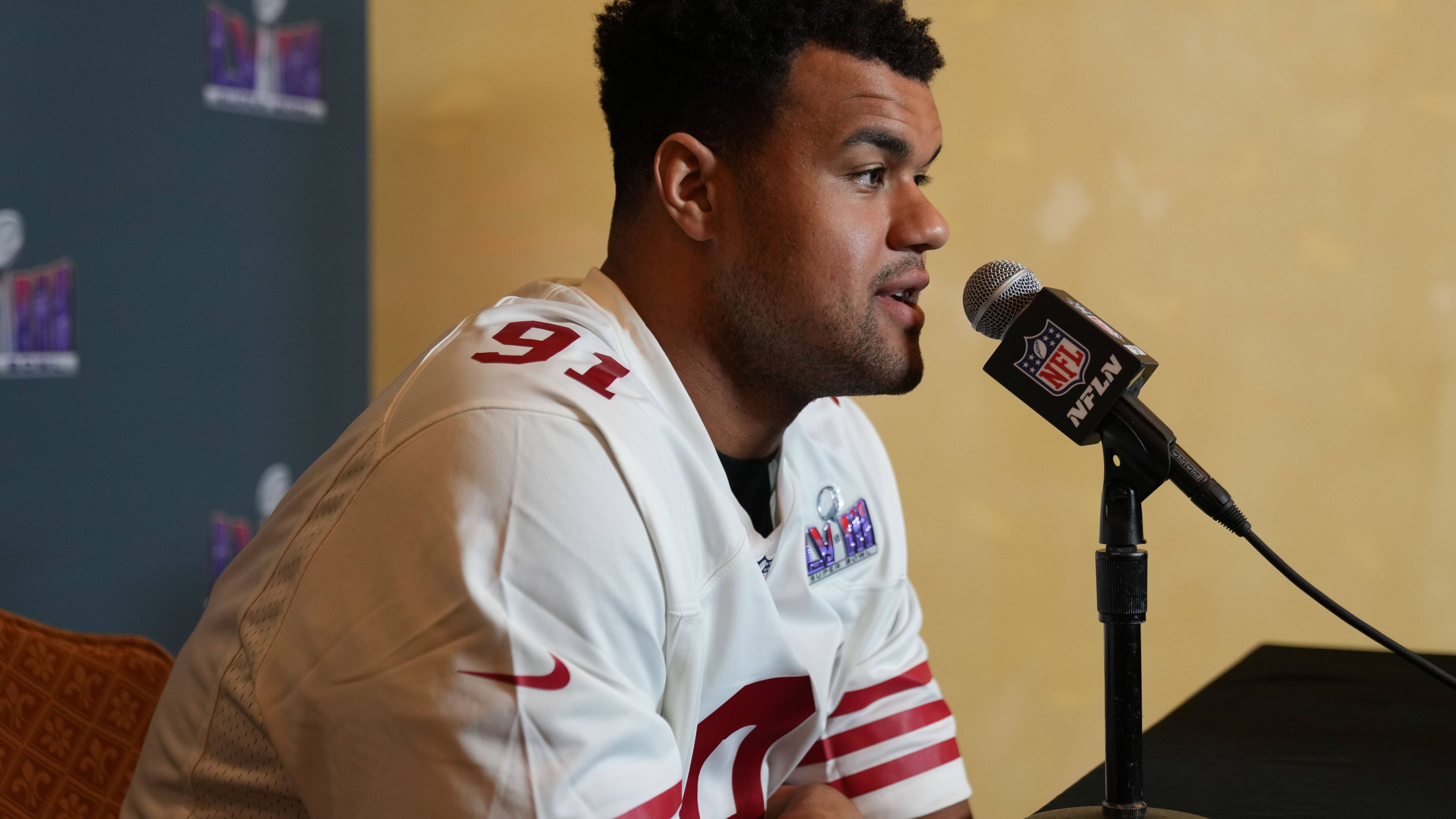 <strong>7. Arik Armstead (Jacksonville Jaguars)<br></strong>Auf dem ersten Blick haben die Jags mit Armsteads Signing vieles richtig gemacht: Die Defensive Line brauchte Verstärkung und der NFL-Routinier hat zuletzt bewiesen, dass er für den Pass Rush wertvoll sein kann. Das Problem ist Armsteads Verletzungshistorie.