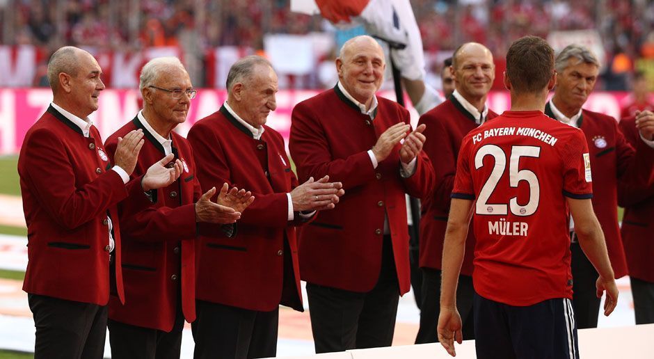 
                <strong>Keine Gründungsmitglieder aber noch nie abgestiegen</strong><br>
                Übrigens: Noch nie aus der Bundesliga abgestiegen sind der FC Bayern (seit 1965), Bayer Leverkusen (seit 1979), 1899 Hoffenheim (seit 2008), der FC Augsburg (seit 2011) und RB Leipzig (seit 2016). Auch der VfL Wolfsburg (seit 1997) könnte dazu gehören, wenn er die Relegation gegen Holstein Kiel für sich entscheidet.
              