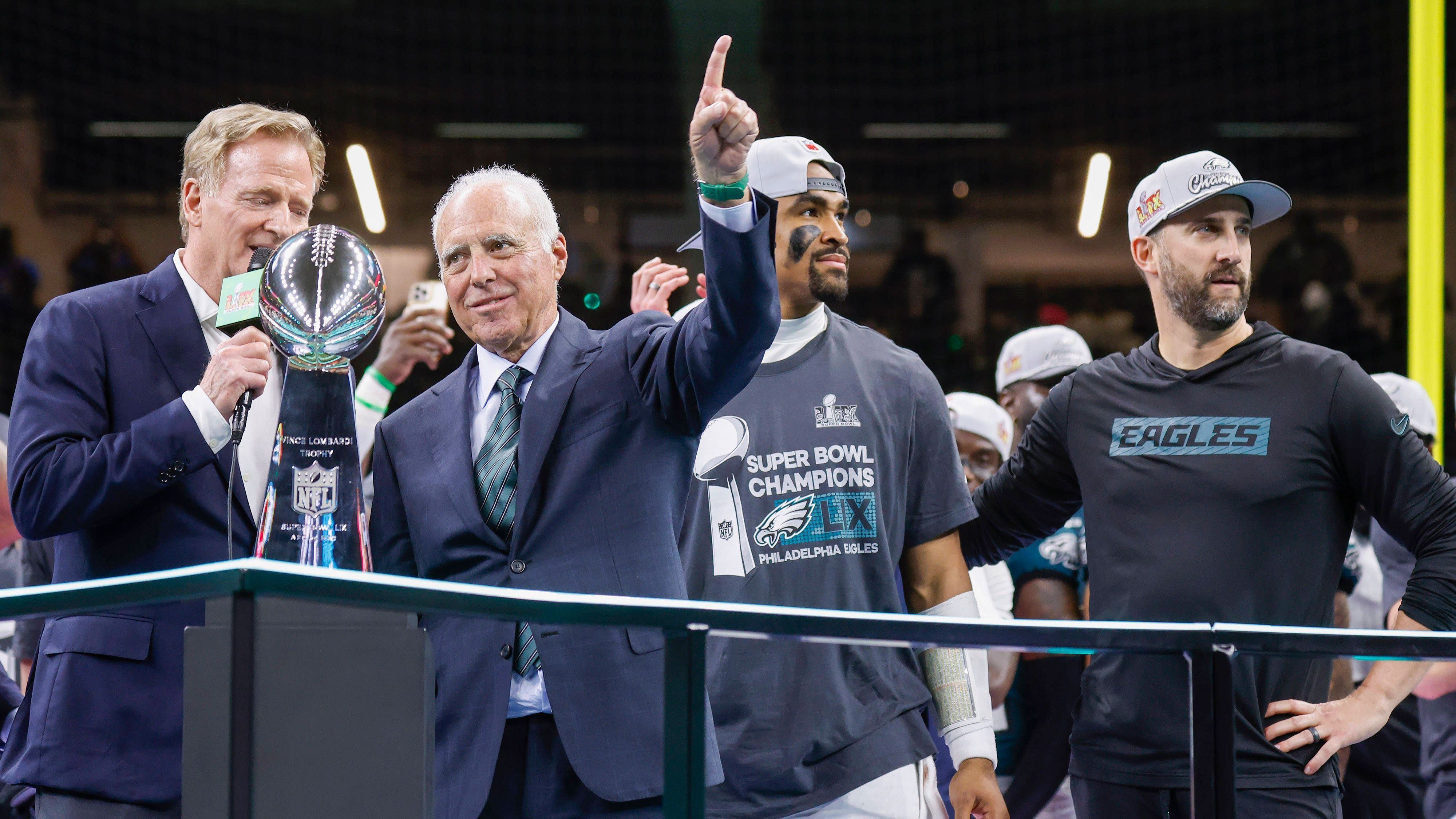 <strong>Platz 20: Jeffrey Lurie - Philadelphia Eagles</strong><br>• Reinvermögen: 5,3 Milliarden US-Dollar* <br>*Familienvermögen