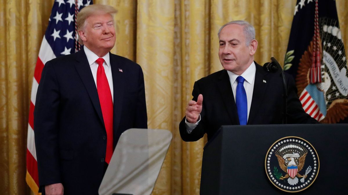 Israels Premier Netanjahu (r.) dürfte sich bei seiner Nahost-Politik über Trumps Wiederwahl freuen.