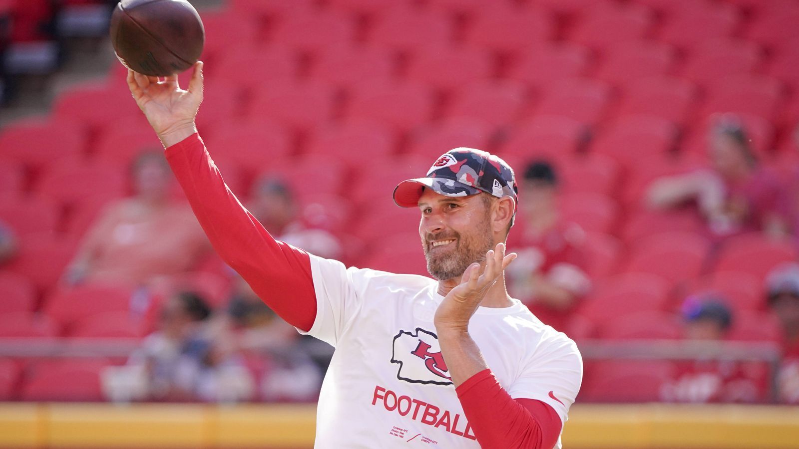 
                <strong>Chad Henne</strong><br>
                Chad Steven Henne (Quarterback der Kansas City Chiefs)
              