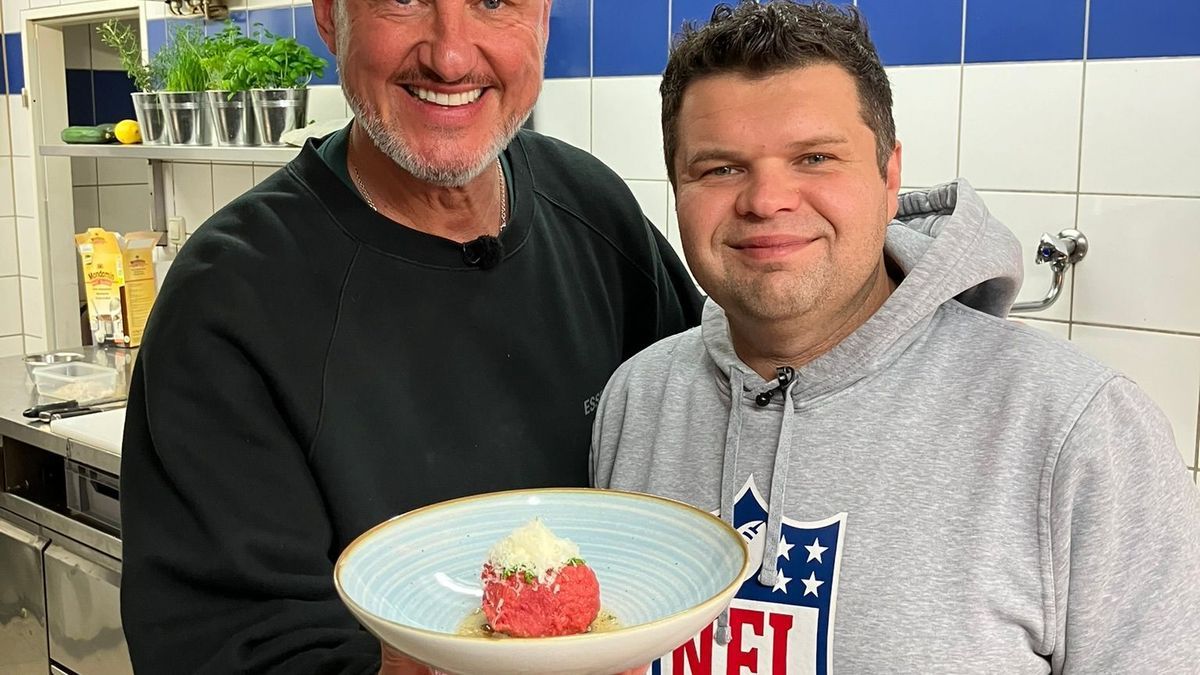 Rote-Bete-Knödel mit Nussbutter und Parmesan