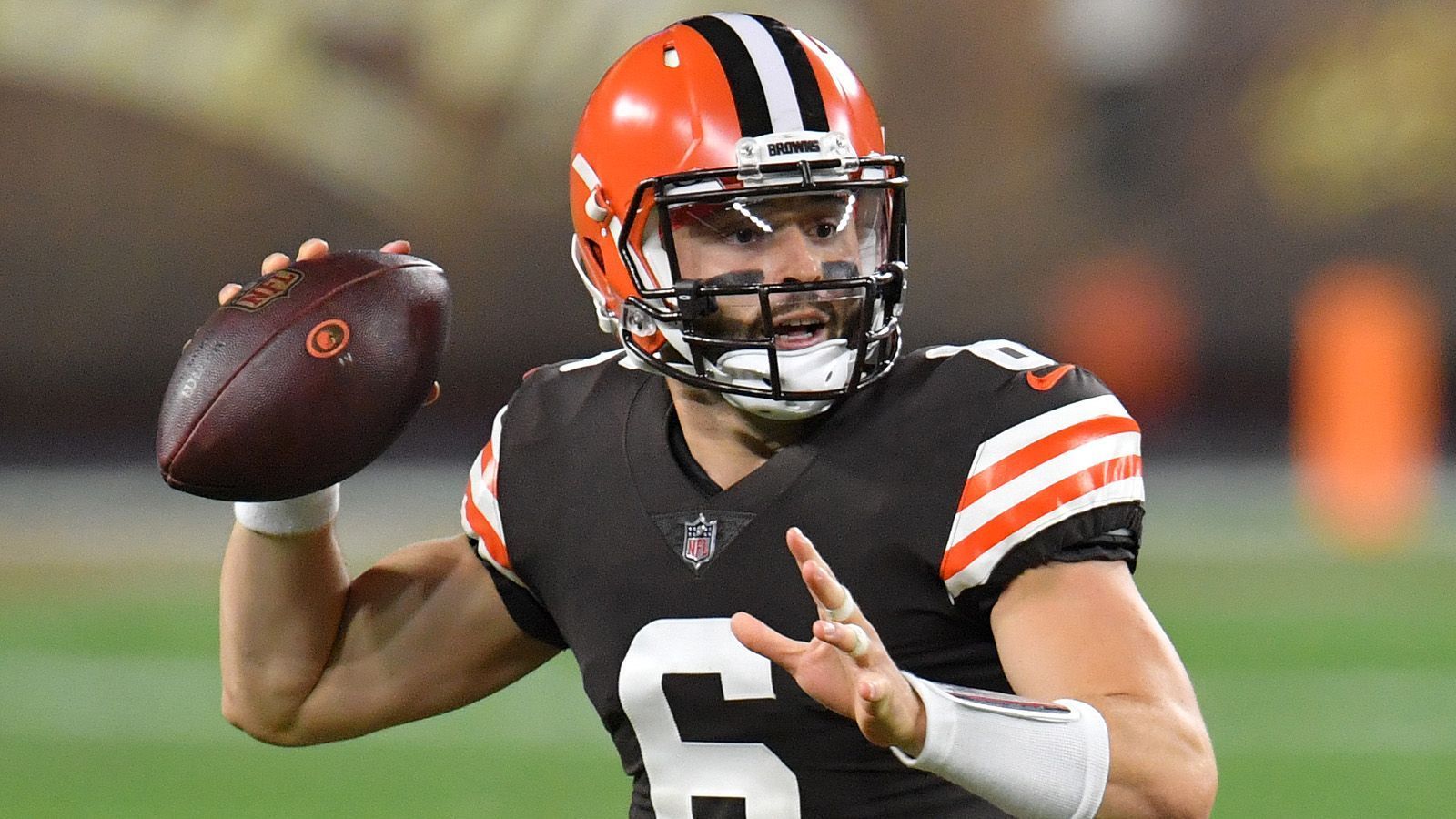 
                <strong>QB: Baker Mayfield (vs. Dallas Cowboys)</strong><br>
                Baker Mayfield kann am Wochenende endlich mal wieder beweisen, dass er beim Draft 2018 zurecht an erster Stelle ausgewählt wurde. Mit den Browns trifft er auf die Dallas Cowboys, die bislang hinter ihren Erwartungen zurückblieben und schon 97 Punkte zugelassen haben. Mit dem starken Receiving-Corps und einem passenden Gegner findet Mayfield - und damit auch euer Fantasy-Team - vielleicht endlich wieder in die Spur.
              