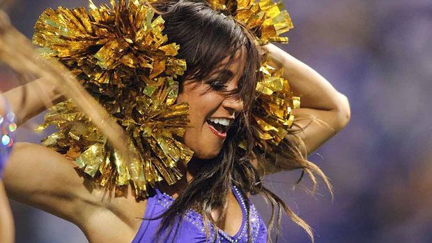 
                <strong>Heiße Einblicke - die Cheerleader der NFL</strong><br>
                Sexy Auftritt: Dieses Cheerleader-Girl gehört zu den Minnesota Vikings
              
