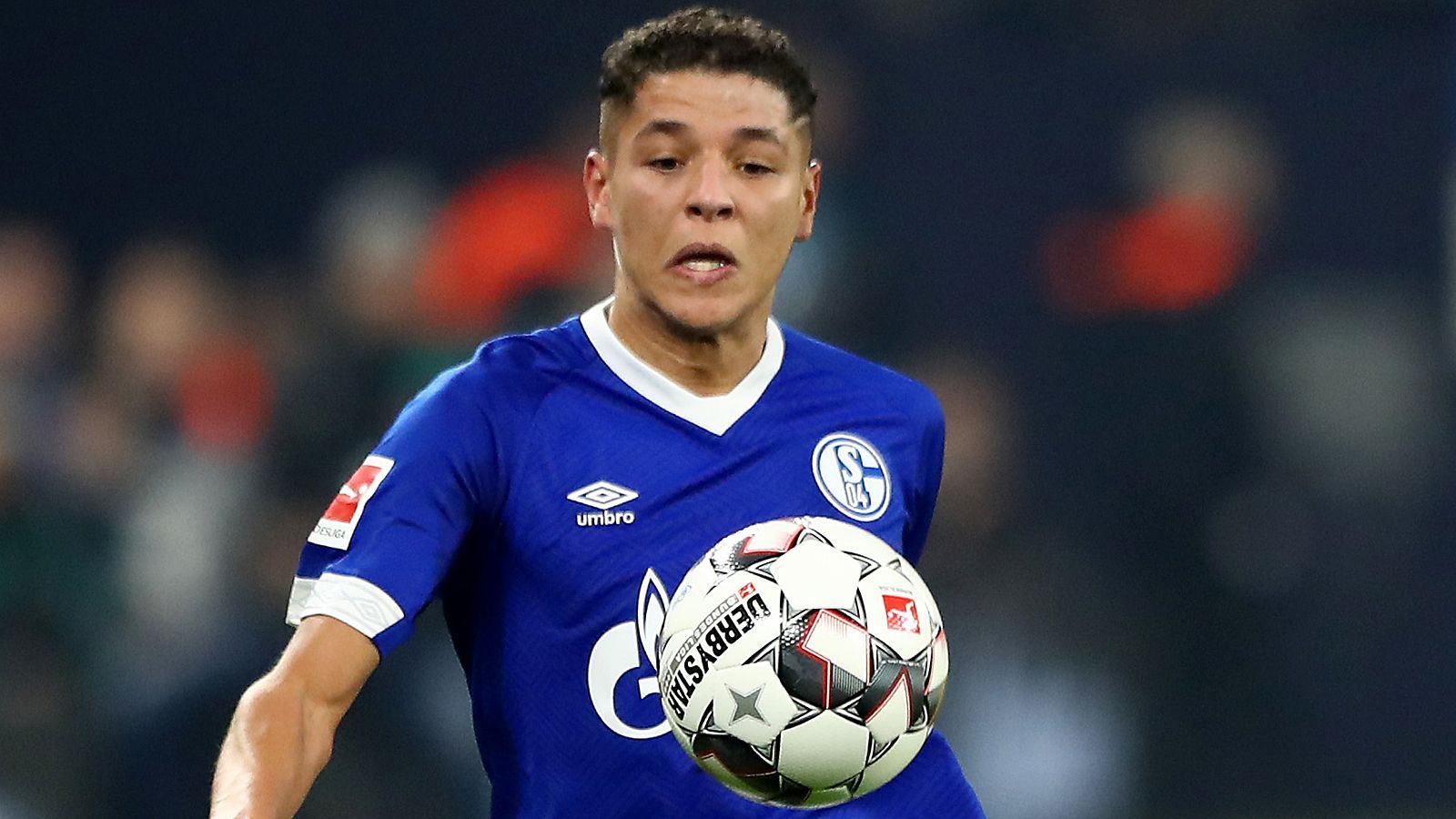 
                <strong>Amine Harit</strong><br>
                Belebt das Spiel nach seiner Einwechslung für den wirkungslosen Serdar merklich. Harmoniert gut mit Bentaleb. Wenn es bei den Schalkern gefährlich nach vorne geht ist er oft mit einem guten Dribbling oder gutem Pass beteiligt. Seine Mitspieler können daraus kein Kapital schlagen. ran-Note: 2 
              