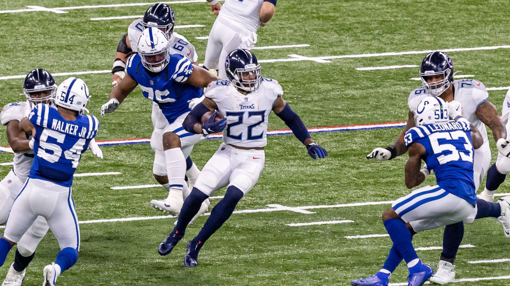 
                <strong>Gewinner: Derrick Henry</strong><br>
                Die Tennessee Titans haben im Duell der direkten Playoff-Kandidaten gegen die Indianapolis Colts einen Big Point geholt. Einmal mehr war es Running Back Derrick Henry, der die Laufverteidigung des Gegners nach Belieben vorführte und am Ende des Tages auf 178 Rushing Yards und drei Touchdowns kam. Die Deutlichkeit war dann aber doch überraschend für das erwartete Spitzenspiel, nachdem die Messe nach der 35:14-Führung bereits zur Halbzeit fast schon gelesen war.
              