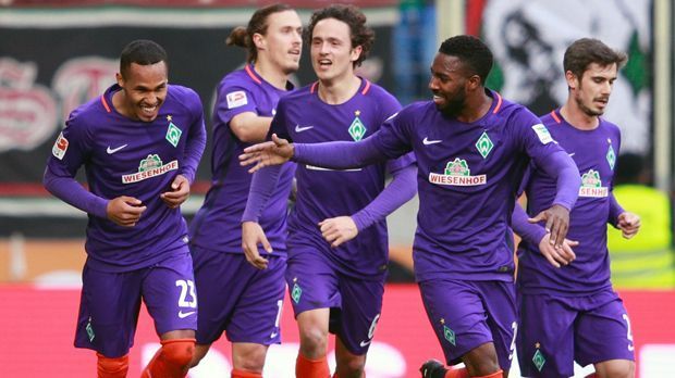 
                <strong>Platz 1 - SV Werder-Bremen</strong><br>
                Platz 1 - SV Werder-BremenTore gesamt: Unterschiedliche Torschützen: Bester Torschütze: Max Kruse (13 Treffer)
              