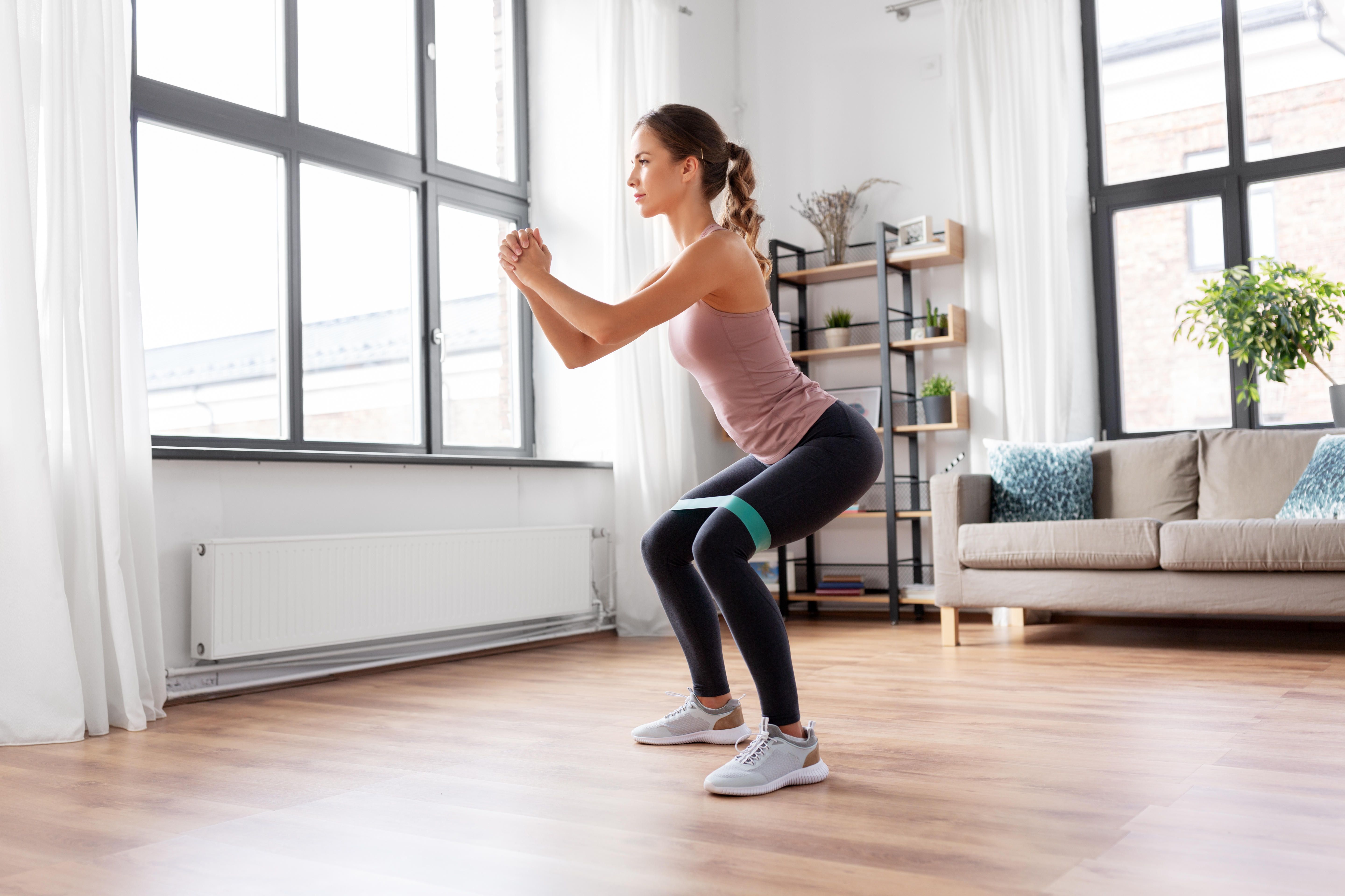 Ein Booty-Band ist vor allem für Squat-Beginner praktisch, aber kein Muss