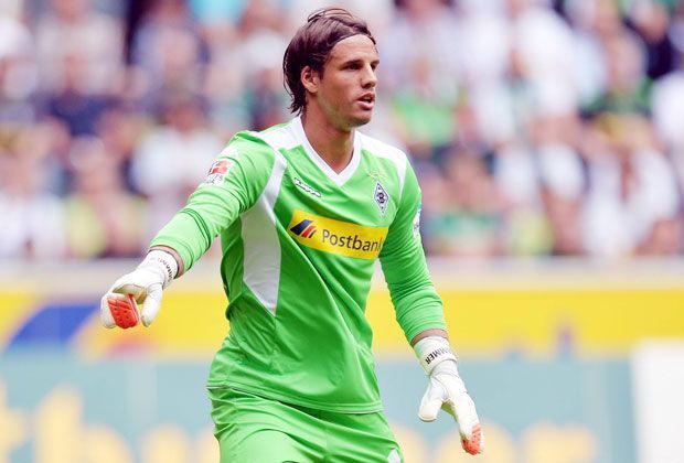 
                <strong>Yann Sommer</strong><br>
                Yann Sommer wurde von Borussia Mönchengladbach als Ersatz für den zum FC Barcelona abgewanderten Marc-Andre ter Stegen verpflichtet. Ob er die Lücke füllen kann, ist noch nicht auszumachen. Zuletzt patzte er in der Europa-League-Partie gegen den FK Sarajevo.
              