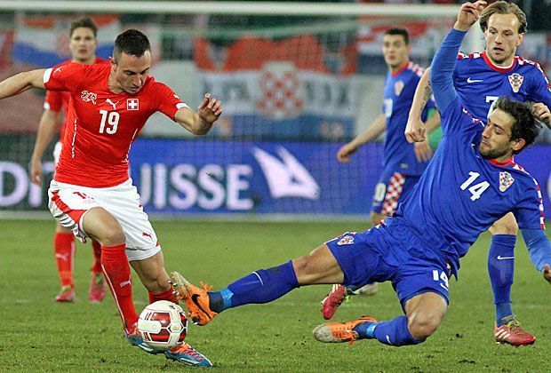 
                <strong>Josip Drmic (1. FC Nürnberg)</strong><br>
                Denn auch Josip Drmic befindet sich momentan in einer grandiosen Verfassung: Der Angreifer stellte seinen Torriecher auch im Nationaltrikot unter Beweis und empfahl sich mit seinen beiden Toren gegen Kroatien nachhaltig für die WM.
              