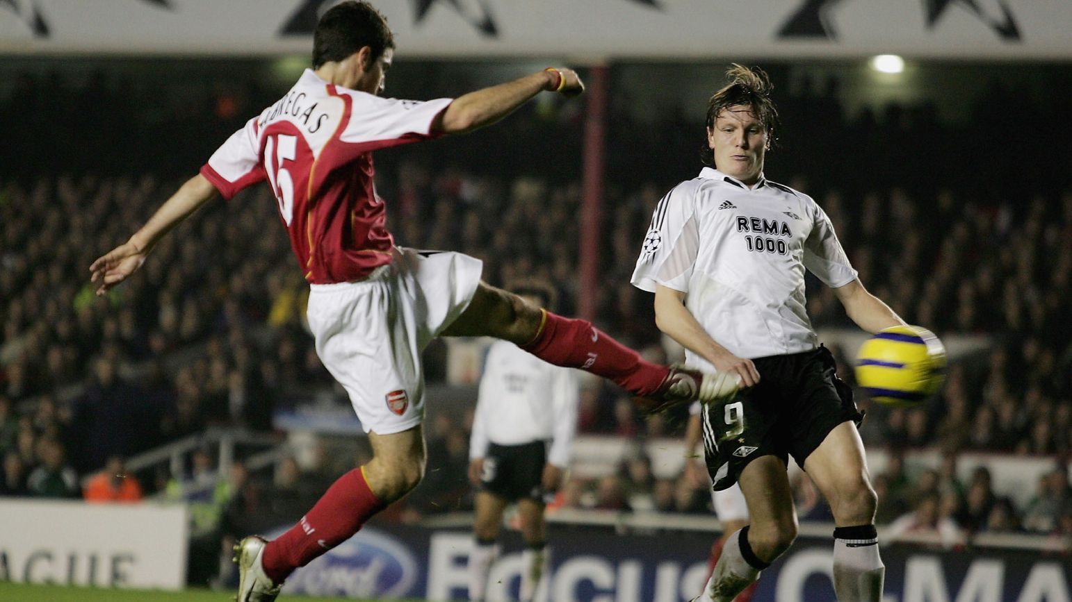 <strong>8. Platz: Cesc Fabregras (FC Arsenal) </strong><br>
                • Alter: 17 Jahre, sieben Monate und drei Tage<br>• Datum: 7. Dezember 2004 gegen Rosenborg BK (5:1)<br>• Aktueller Klub: Karriereende