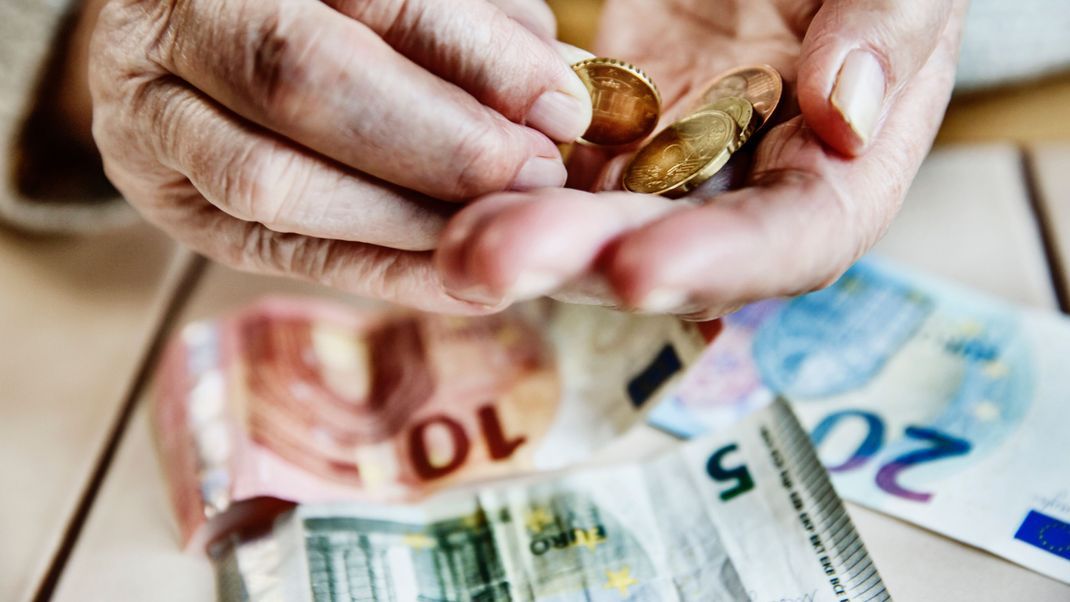 Im kommenden Sommer sollen die Renten deutschlandweit steigen.