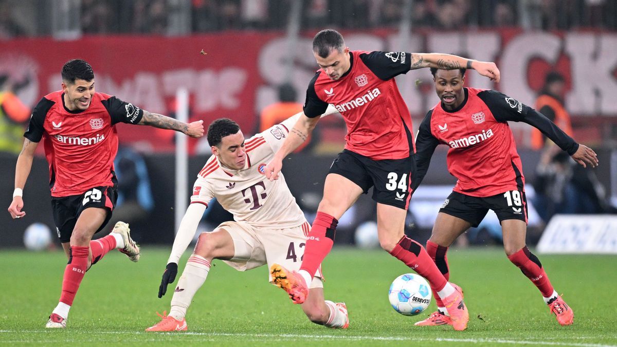 Bayer 04 Leverkusen v FC Bayern München - Bundesliga