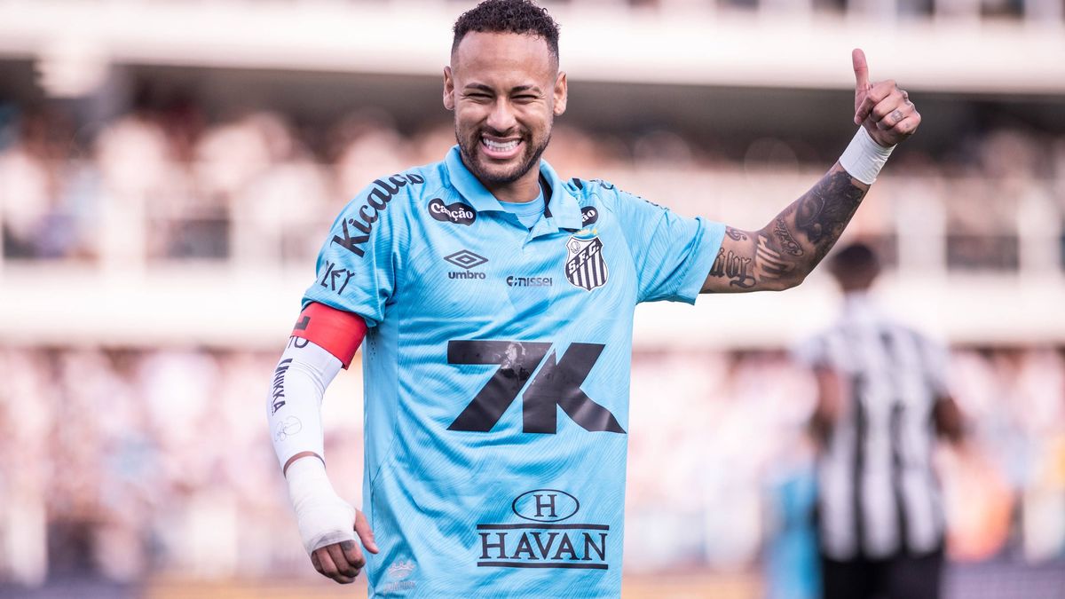 June 1, 2025, Santos, Sao Paulo, Brazil: Neymar Jr. gestures during the Brasileirao 2025 match between Santos and Botafogo at Urbano Caldeira Stadium on 6,{iptcyear} in Santos, Brazil. ( PxImages) ...