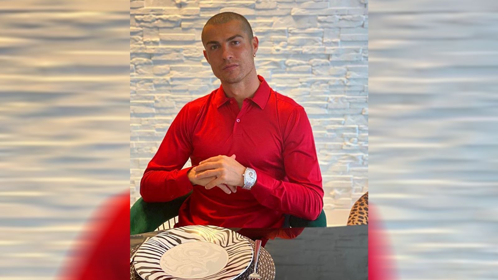 
                <strong>Cristiano Ronaldo mit Glatze 2020</strong><br>
                Unter dem Motto "Thursday style" präsentierte Cristiano Ronaldo zuletzt seine neue Frisur-Pracht. Der mehrmalige Weltfußballer trägt nun ganz selbstbewusst Glatze. 
              