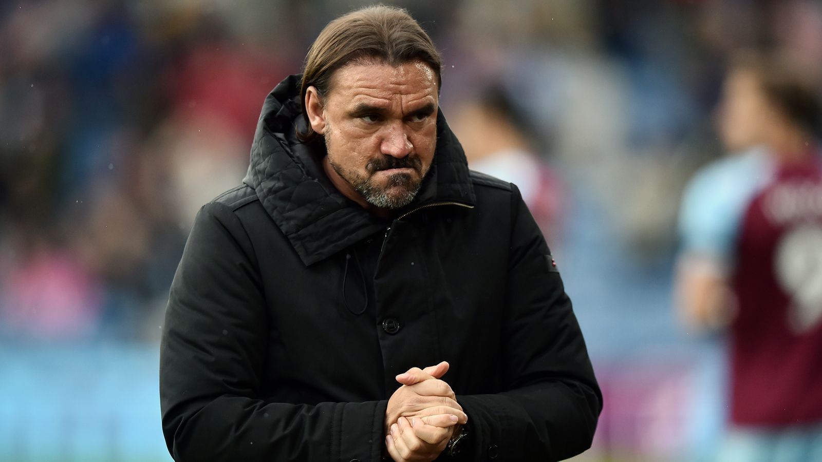 <strong>Daniel Farke (Leeds United)</strong> <br>Ganz andere Ziele verfolgt Daniel Farke in der Championship mit Leeds United. Der Deutsche, früher in Gladbach, soll das Team zum direkten Wiederaufstieg führen. Als Zweiter nach 32 Spielen ist Leeds dabei auf einem sehr guten Weg. Wie man in die Premier League aufsteigt, weiß der 47-Jährige bestens, schaffte dies 2019 und 2021 mit Norwich City.&nbsp;