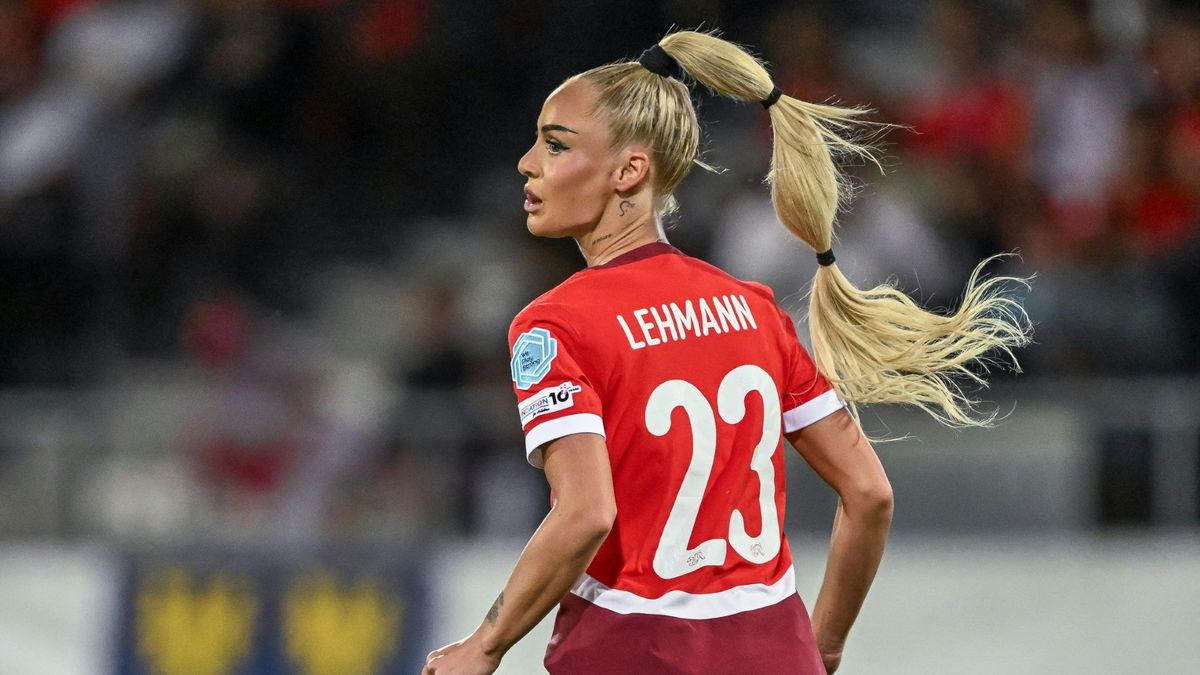 Auch dabei? Nationalspielerin Alisha Lehmann