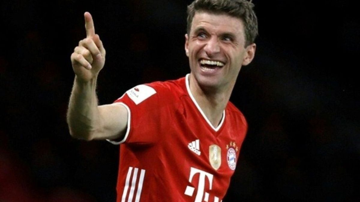 Thomas Müller hat Rekordhalter Philipp Lahm eingeholt
