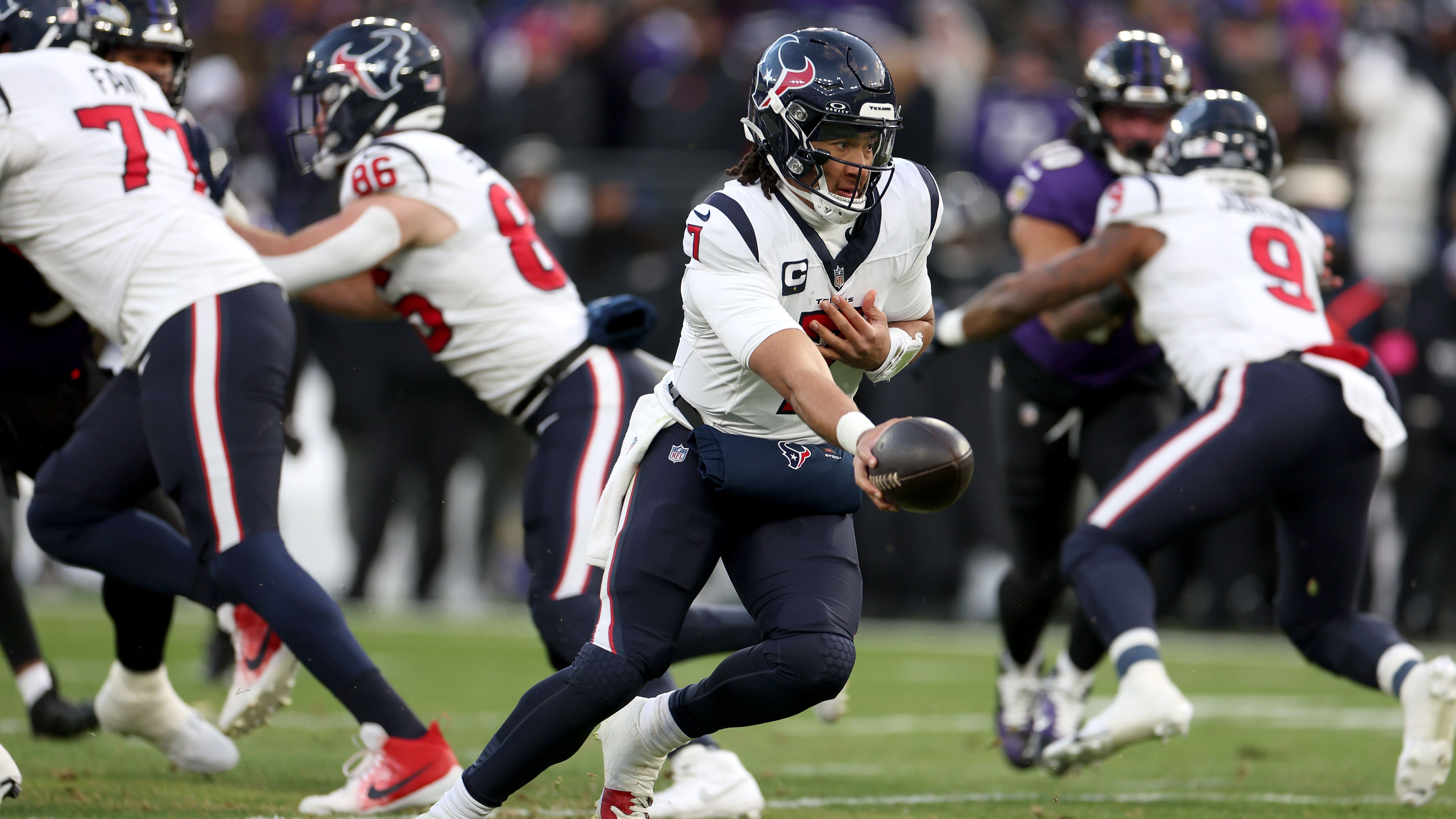 <strong>Houston Texans</strong><br>Passing Play Percentage: 59.11%<br>Rushing Play Percentage: 40.89%