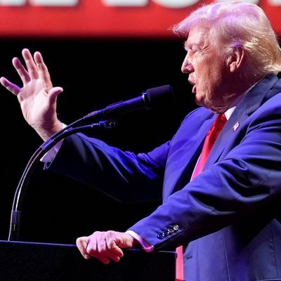 23. September 2024, USA: Donald Trump bei einer Wahlkampfveranstaltung in der Ed-Fry-Arena der Indiana University of Pennsylvania in Indiana, Pennsylvania