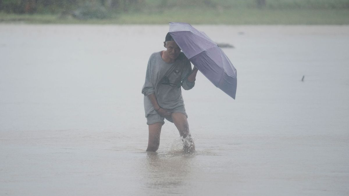 Philippines Asia Storm