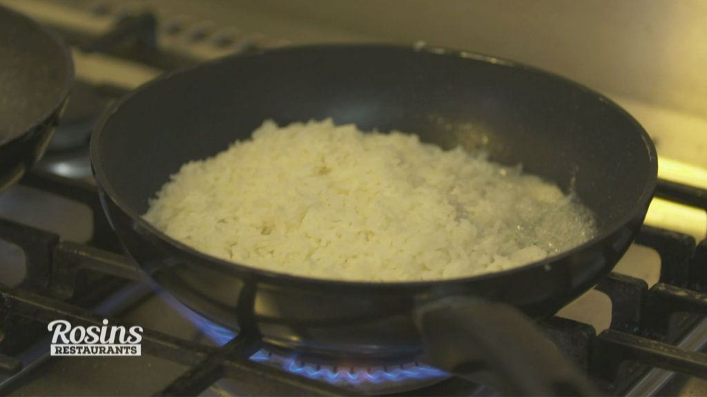 Rezept und Zubereitung: Duftreis mit gebratenen Kräuterchampignons