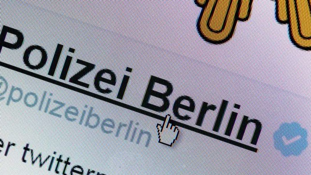 Offizielle Profile auf Social Media sind durch das blaue Verifizierungssiegel gekennzeichnet. Aber Vorsicht: Dieses allein ist nicht immer eine Garantie für wahre Inhalte.