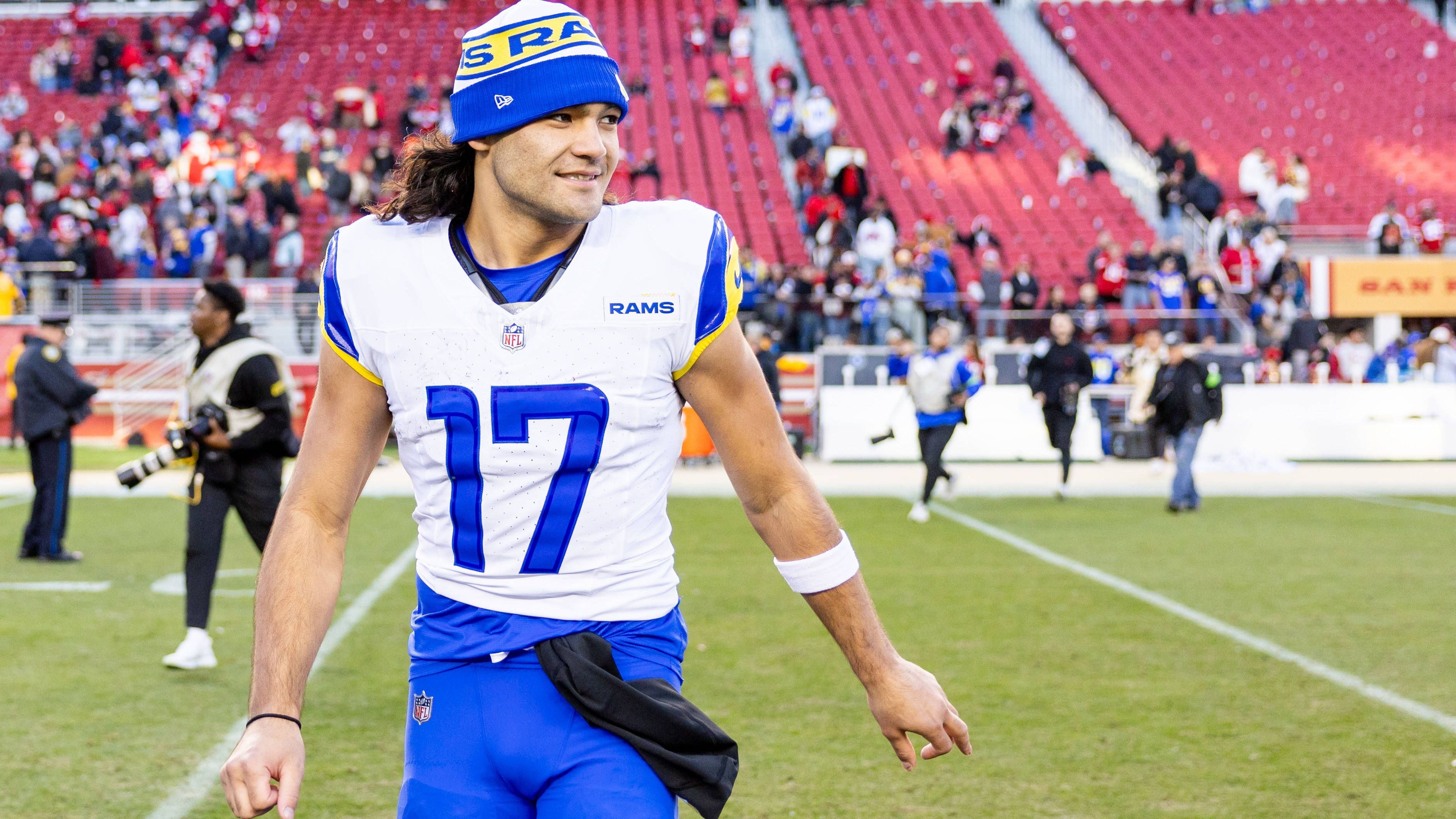 <strong>Week 18: Puka Nacua (Los Angeles Rams)</strong><br>Bei der Partie stellte Nacua auch einen Rookie-Rekord in Sachen Receptions auf. Mit seinen 105 Receptions übertraf er die bisherige Bestmarke von Dolphins-Receiver Jaylen Waddle, der im Jahr 2021 104 Mal den Ball gefangen hatte.