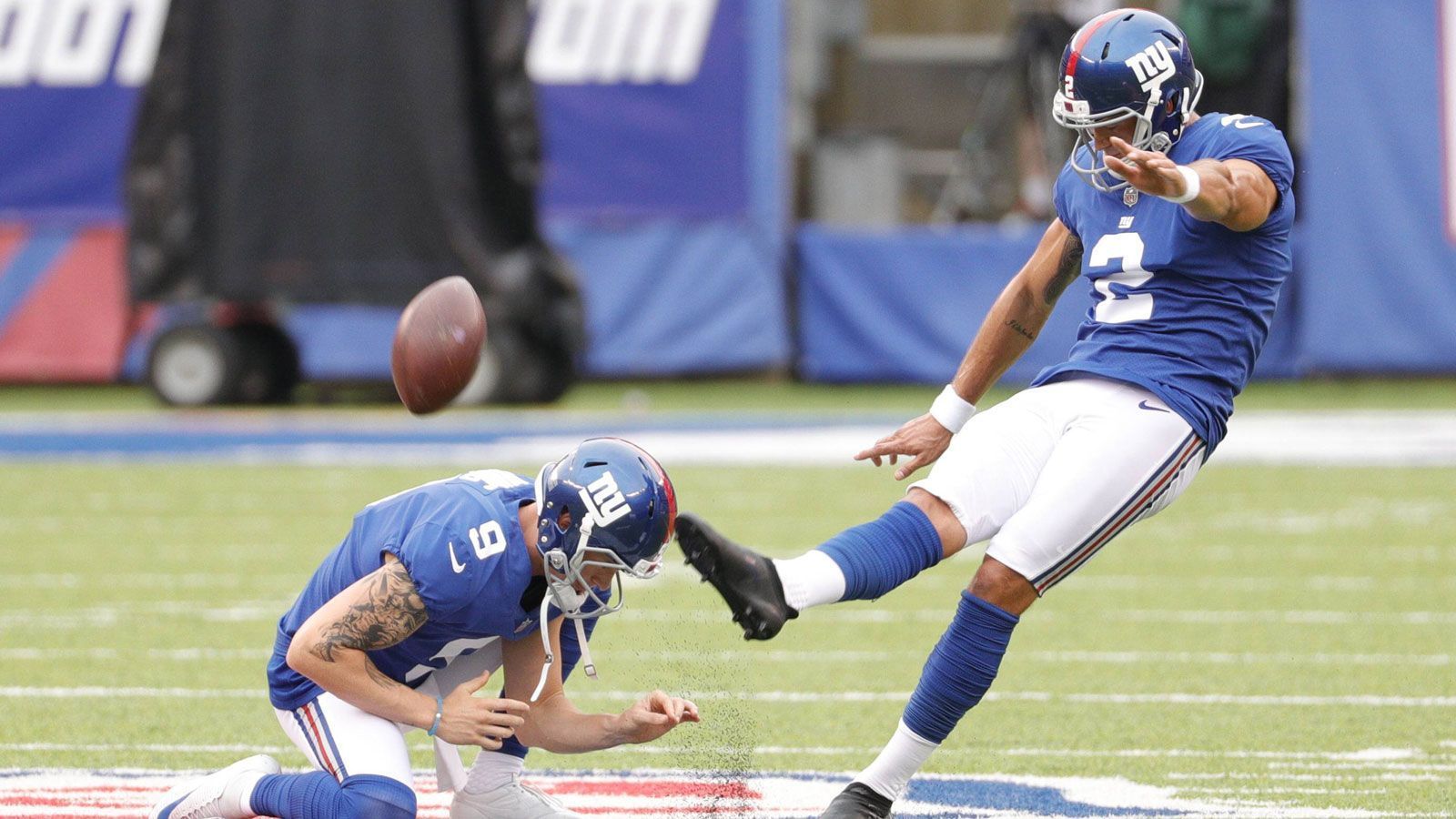 
                <strong>Aldrick Rosas (New York Giants) </strong><br>
                Durchschnittliches Jahresgehalt: 645.000 Dollar
              