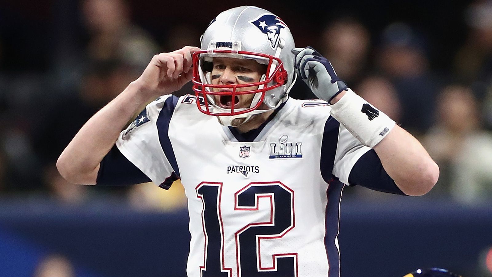 
                <strong>Tom Brady (New England Patriots)</strong><br>
                Gesamtwertung: 96Spielverständnis: 99Wurfkraft: 91Genauigkeit kurze Pässe: 99Genauigkeit mittlere Pässe: 98Genauigkeit lange Pässe: 89
              