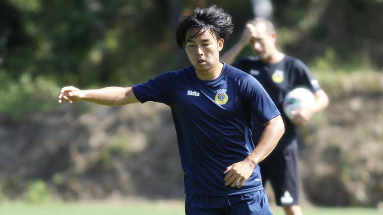 <strong>Taichi Fukui (FC Arouca)</strong><br>Für den Japaner Taichi Fukui ging es nach dem letztjährigen Abstieg mit Portimonense in Portugal weiter. Der Mittelfeldspieler, der 13 Mal für Portimonense auflief, wurde an den Erstligisten FC Arouca verliehen und gehörte dort zunächst zur Stammelf, zuletzt wurde er aber nicht mehr ganz so häufig eingesetzt. In München hat der 20-Jährige noch einen Vertrag bis zum Sommer 2026.