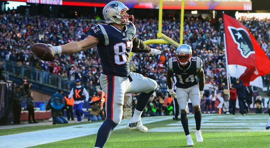 
                <strong>Tight End: Rob Gronkowski (New England Patriots)</strong><br>
                Stimmen: Stats: 849 Receiving Yards, 7 Receiving-Touchdowns
              