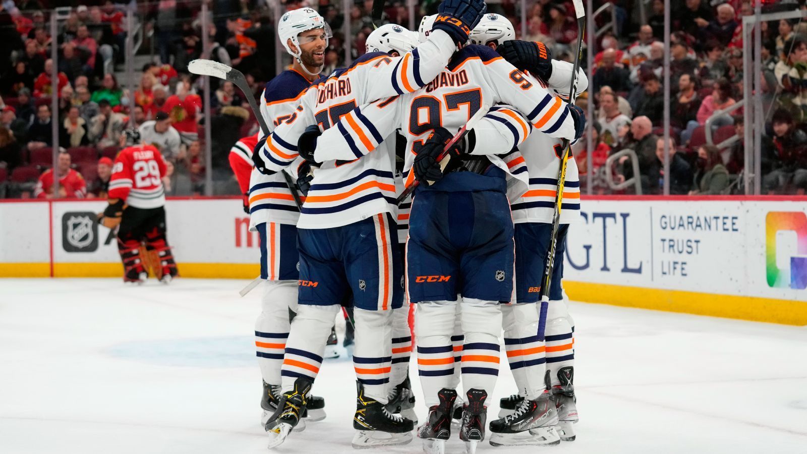 
                <strong>Edmonton Oilers: Dominik Kahun</strong><br>
                
              