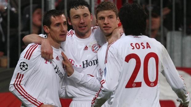 
                <strong>Bayern-Sporting</strong><br>
                FC Bayern München - Sporting Lissabon, 2008: Im Achtelfinale hatte der deutsche Rekordmeister richtig Spaß am Fußball: Mit 7:1 schickten die Bayern die völlig überforderten Gäste nach Hause. Thomas Müller schoss in der 90. Minute sein erstes Champions-League-Tor. 
              