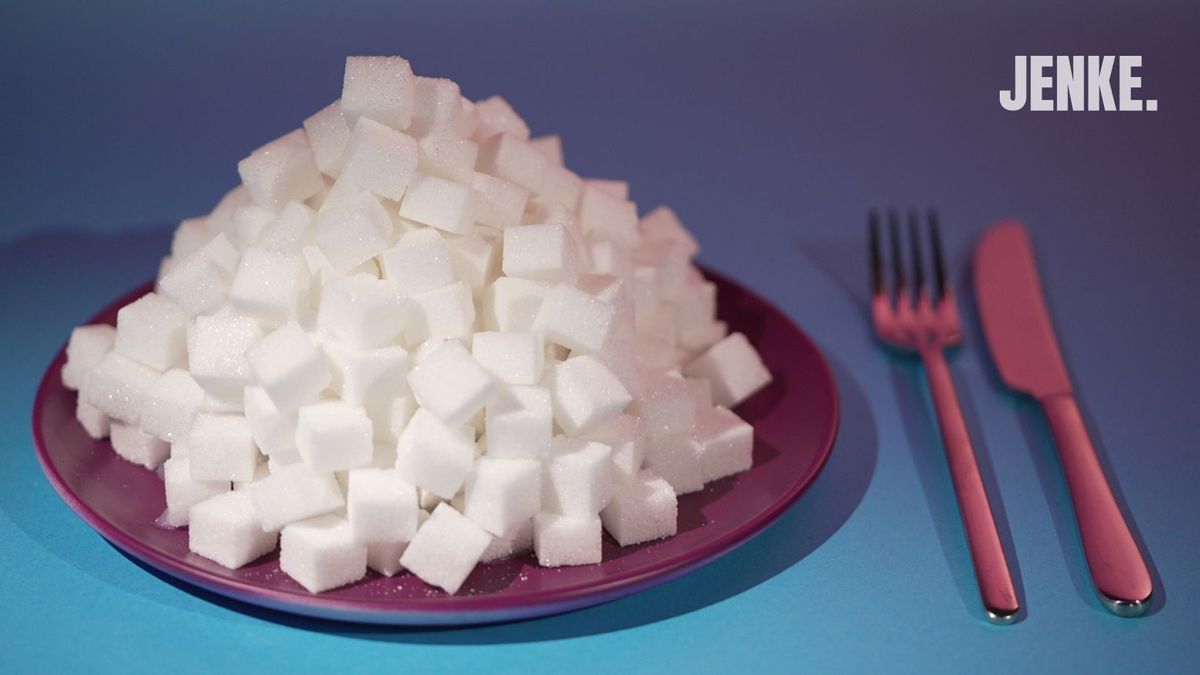 "JENKE. Das Zucker-Experiment": Jenkes Zuckerkonsum, Würfelzucker auf dem Teller