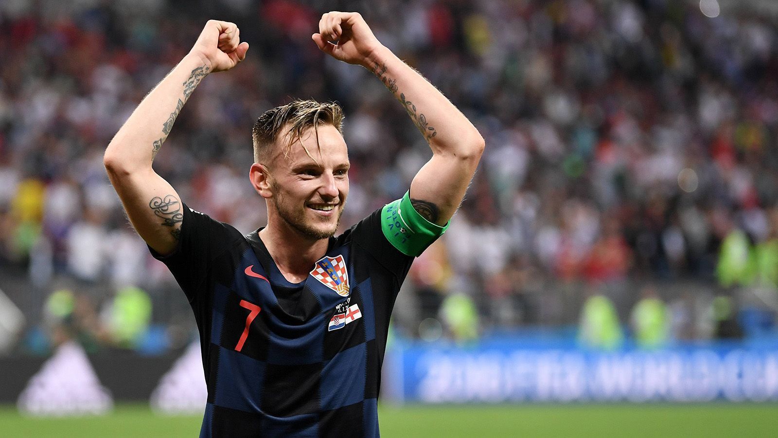 
                <strong>Ivan Rakitic (Kroatien)</strong><br>
                Auch Barca-Star und Champions-League-Sieger Ivan Rakitic hat in der Bundesliga gespielt. Im Jahr 2007 wurde er vom FC Schalke verpflichtet und blieb bis zum Winter 2011 bei den Knappen. Anschließend ging es über den FC Sevilla zum FC Barcelona, mit dem er 2015 den Henkelpott holte. In der Bundesliga machte er insgesamt 97 Spiele und schoss dabei zwölf Tore. 
              