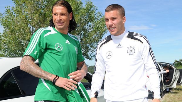 
                <strong>Tim Wiese</strong><br>
                Tor: Tim Wiese; Debüt: 19. November 2008 gegen England; damaliger Klub: Werder Bremen; Länderspiele insgesamt: 6
              