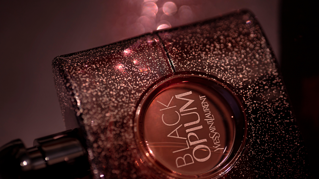 Black Opium ist eines der bekanntesten und beliebtesten Parfums von YSL.