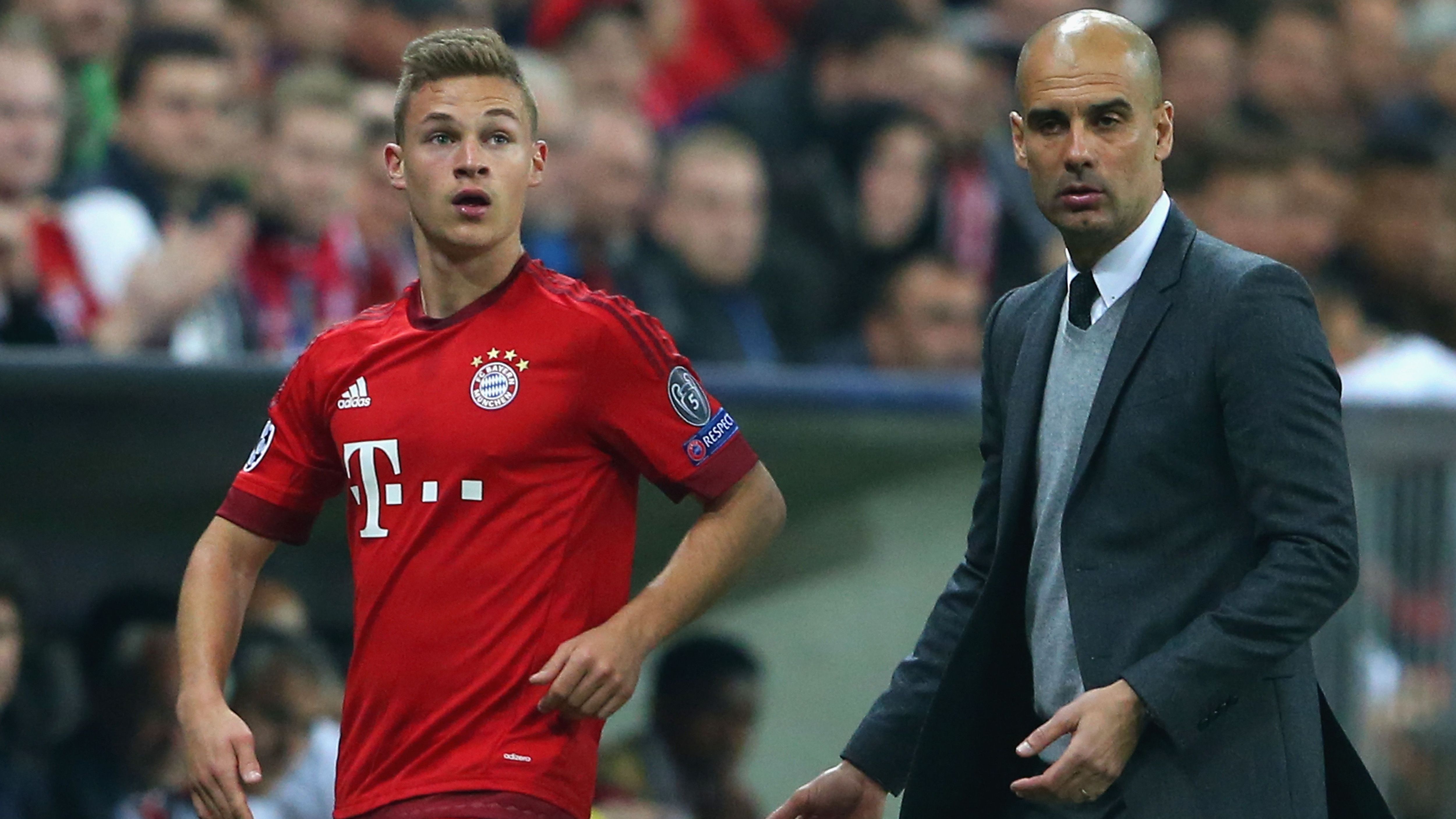 <strong>Joshua Kimmich (Innenverteidiger)</strong><br>Beim FC Bayern scheinen sie ein Faible für verkappte Innenverteidiger zu haben. Auch Pep Guardiola setzte in der Saison 2016 auf Joshua Kimmich als zentralen Verteidiger. In der Saison 2015/16 lief Kimmich 17 Mal als Innenverteidiger auf, was aufgrund seiner Körpergröße von 1,77 Metern im modernen Fußball dann doch etwas ungewöhnlich ist.