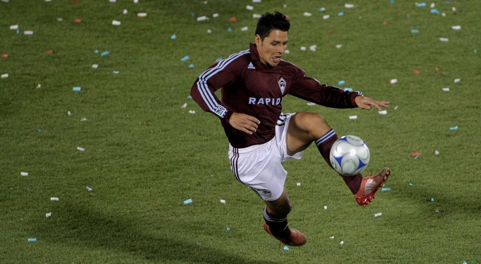 
                <strong>2006: Christian Gomez (D.C. United)</strong><br>
                2006: Christian Gomez (D.C. United). Der Argentinier kam 2006 auf 14 Tore für D.C. United. Mit seinem Klub schied er im Finale der Eastern Conference gegen New England aus.
              