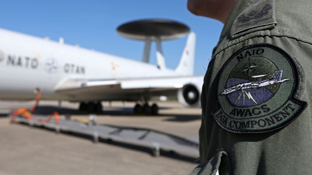 In Geilenkirchen sind sogenannte AWACS-Flugzeuge der NATO stationiert.