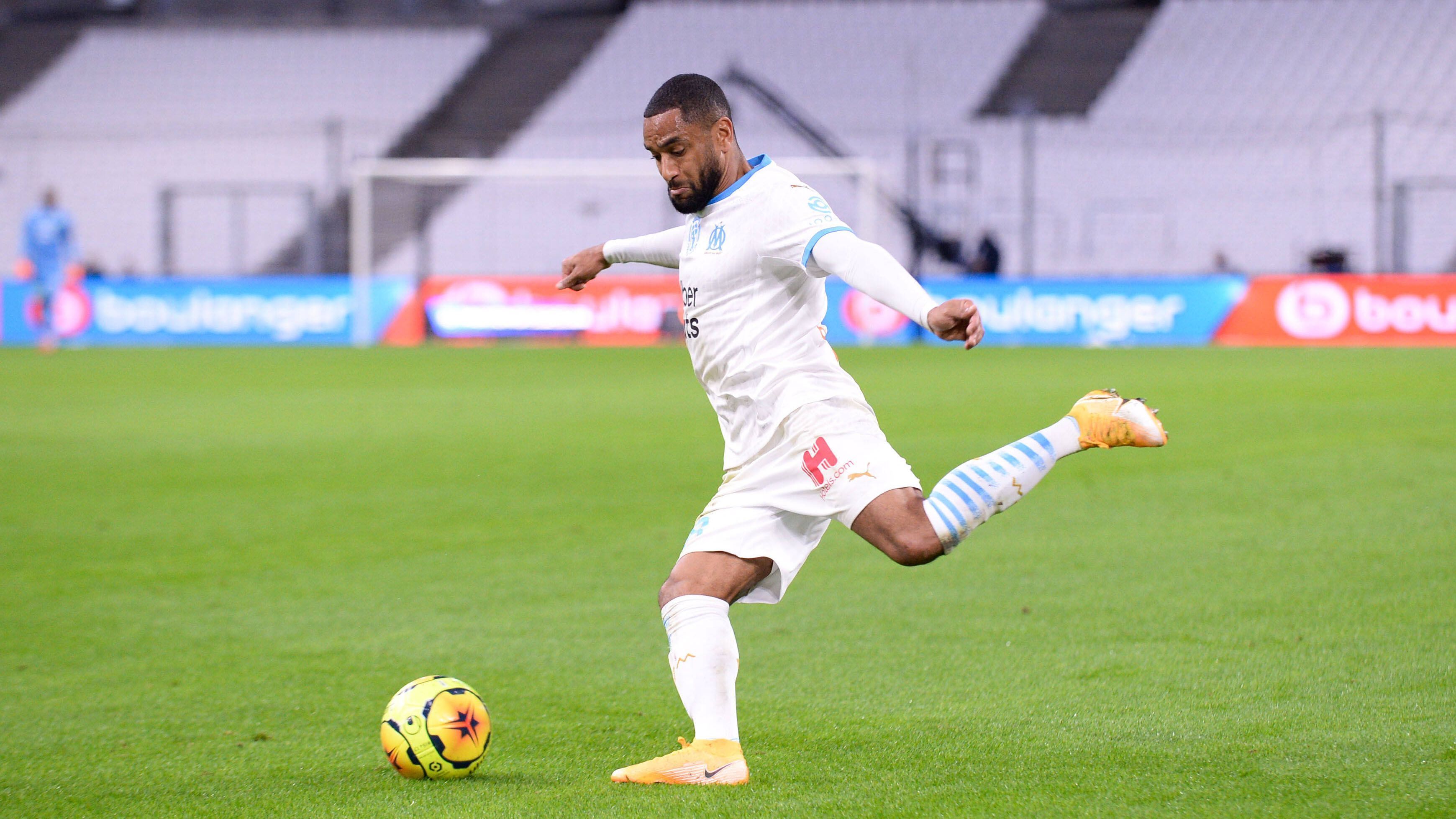 
                <strong>Abwehr: Jordan Amavi (Olympique Marseille)</strong><br>
                EA Sports scheint ein Auge auf Spieler von Olmypique Marseille geworfen zu haben. In der abgelaufenen Ligue-1-Saison reichte es für Tabellenplatz zwei, in der Champions League folgte aber nach nur einem Sieg das frühe Aus. Zudem stand Amavi aufgrund einer Rotsperre und eines Muskelrisses seit September 2020 nur selten auf dem Platz.
              