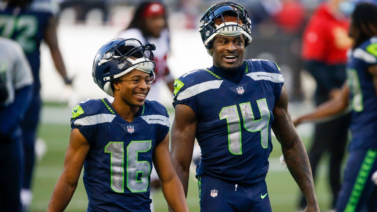 NFL, American Football Herren, USA San Francisco 49ers at Seattle Seahawks, Nov 1, 2020; Seattle, Washington, USA; Seattle Seahawks wide receiver Tyler Lockett (16) and wide receiver DK Metcalf (14...