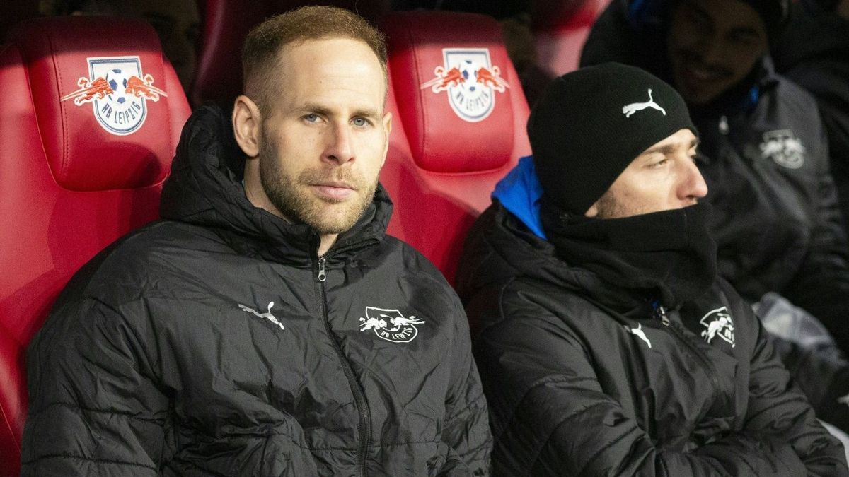 Gegen Sporting nur auf der Bank: Peter Gulacsi (l.)