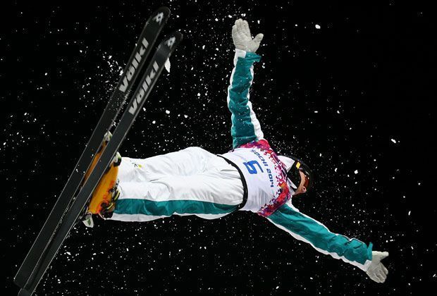
                <strong>Ski-Freestyle, Springen Männer: Silber David Morris - Australien</strong><br>
                Silber: David Morris (Australien) 110,41
              