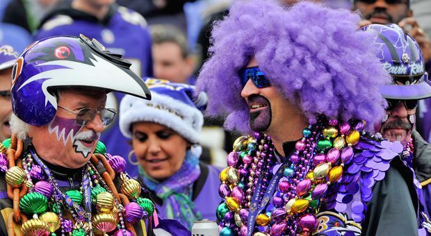 
                <strong>Platz 12: Baltimore Ravens</strong><br>
                Finanzieller Aufwand: 6.Social Media Support: 15.Fanbase auswärts: 26.
              