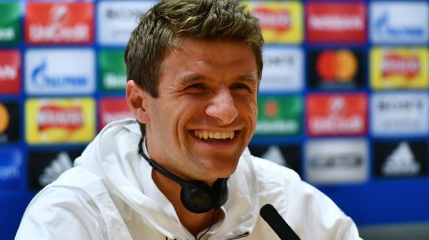 
                <strong>Platz 10: Thomas Müller (FC Bayern München)</strong><br>
                Platz 10: Thomas Müller (FC Bayern München): 23,5 Mio. Euro
              