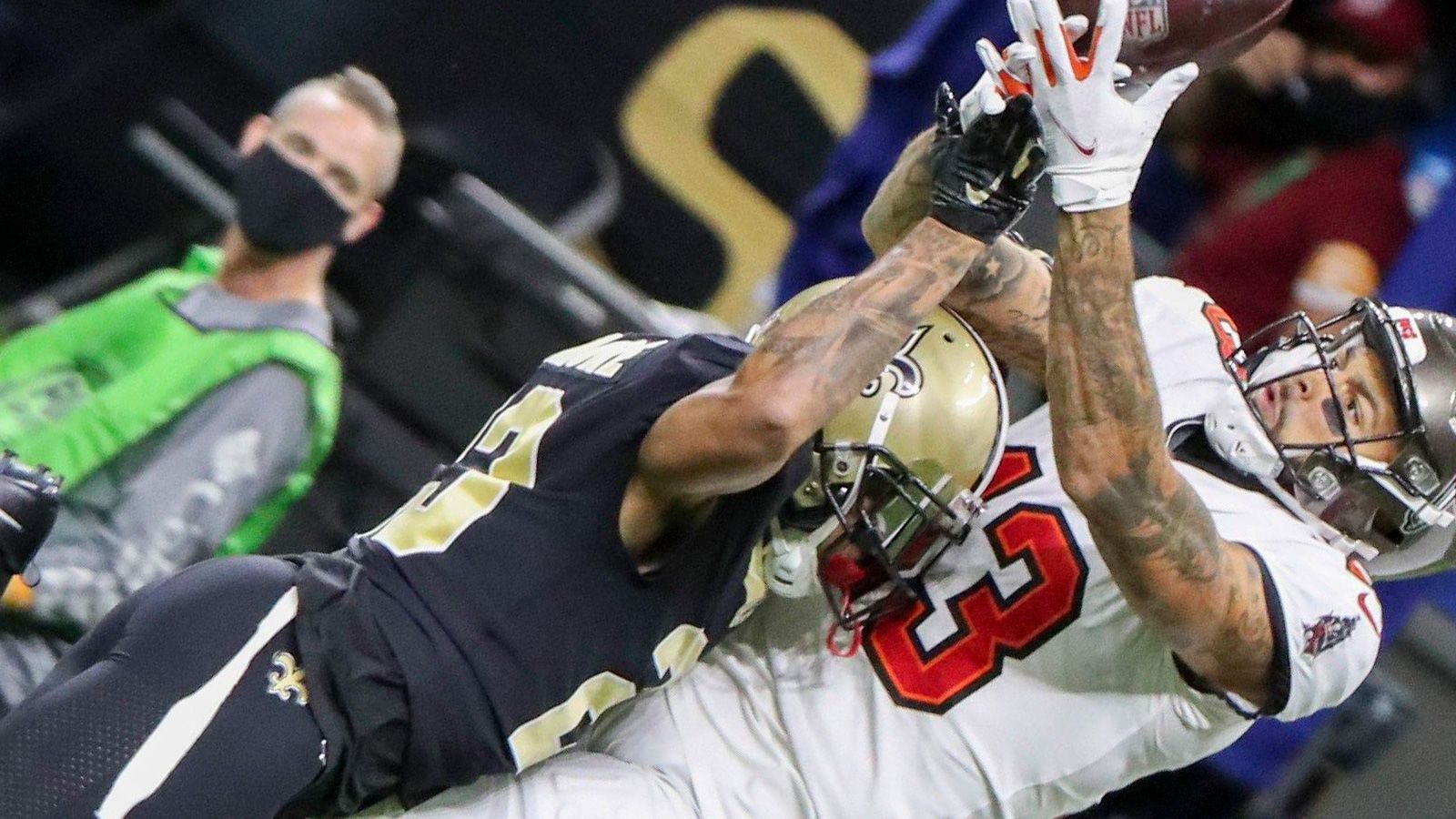 
                <strong>Mike Evans und Marshon Lattimore: Chronik einer tiefen Abneigung</strong><br>
                Dafür krachte es am 13. September 2020 wieder zwischen den Evans und Lattimore. Und das nicht nur bei den engen Duellen um den Ball.
              