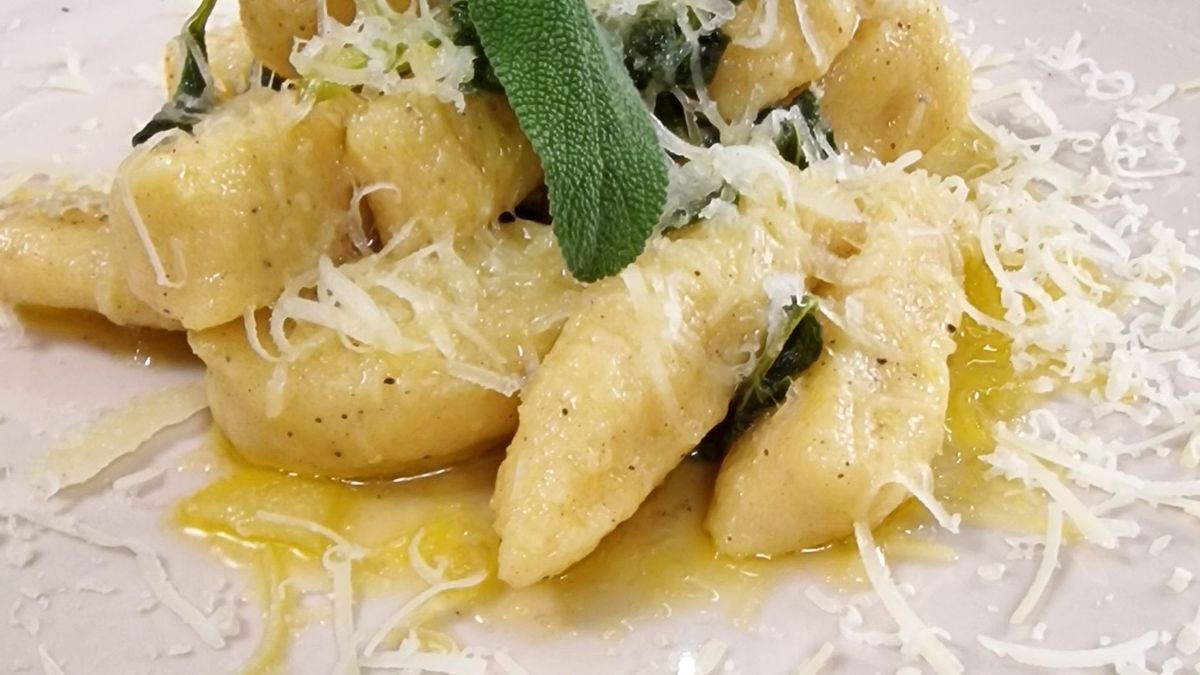 Gnocchi Tradizionali al Burro di Salvia 