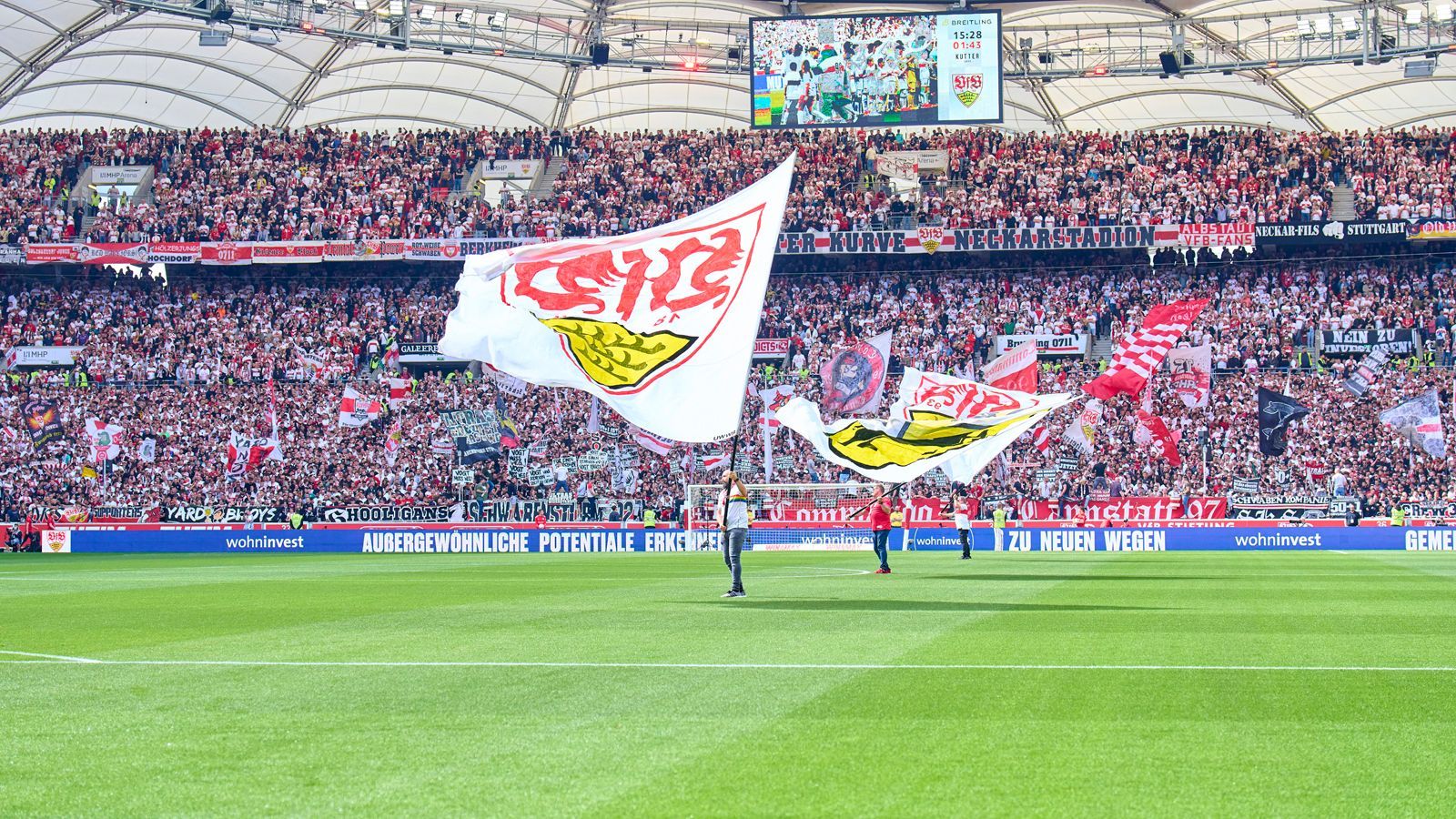 <strong>VfB Stuttgart</strong><br>Vereinshymne: "Stuttgart kommt" (Wolle Kriwanek)